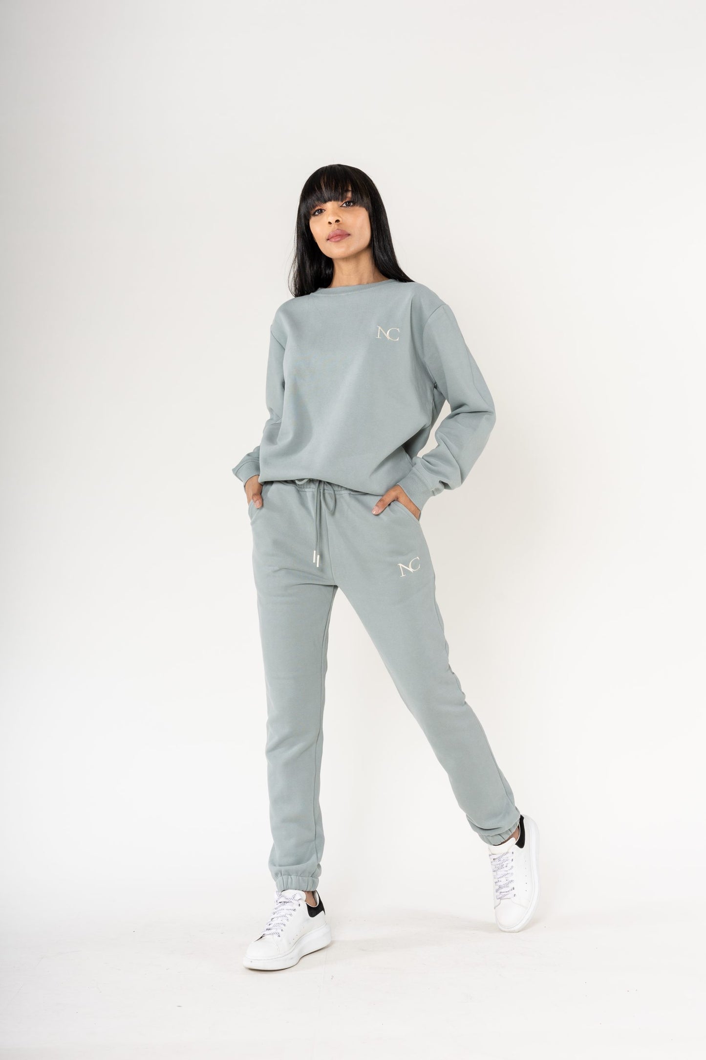 Nina Carter | Dames | Huispak - Jogging pak | aangesloten pijpen | 2 delig | IJsblauw