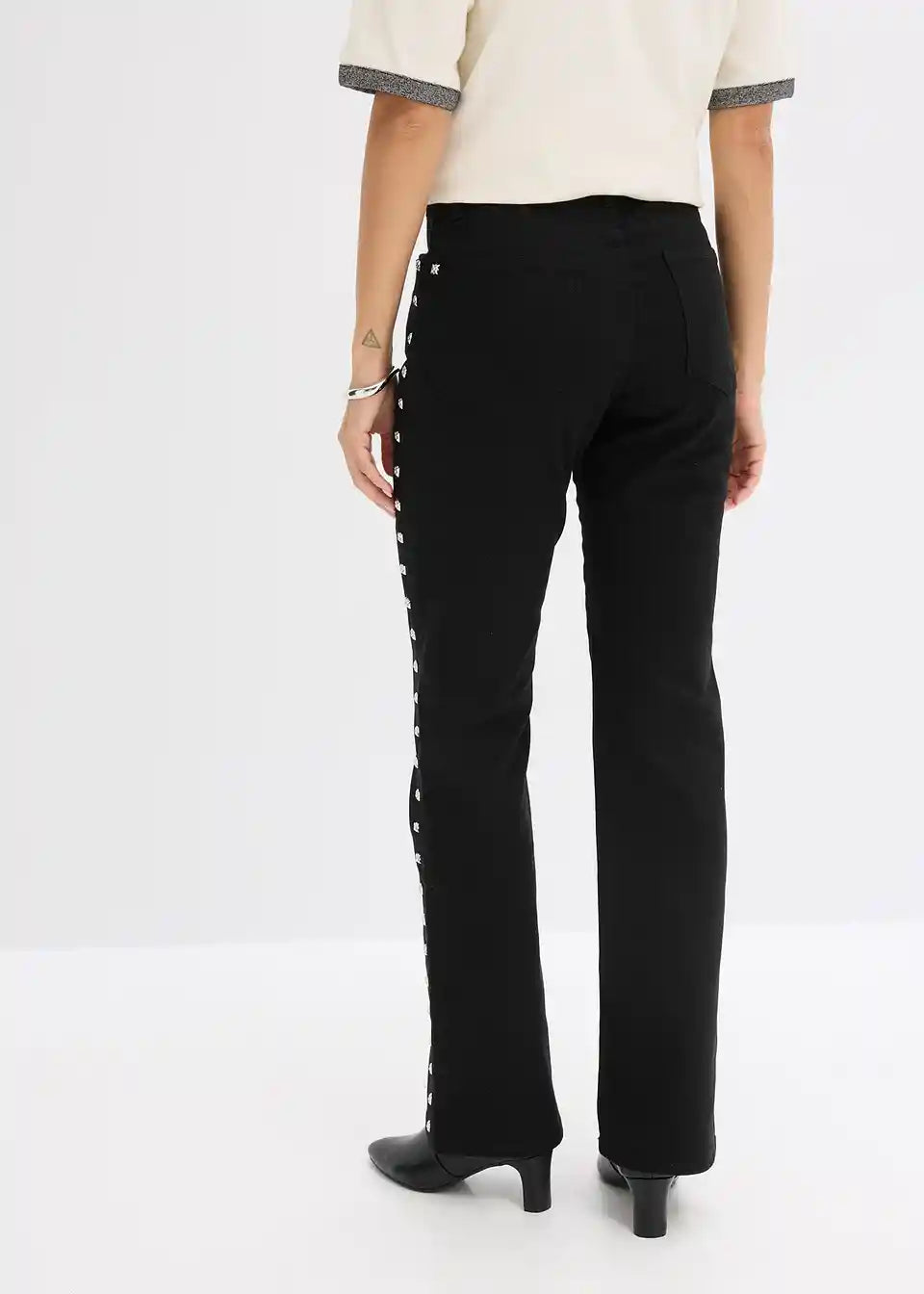 Jeans | Dames | Sierlijke studs | High waist | Zwart