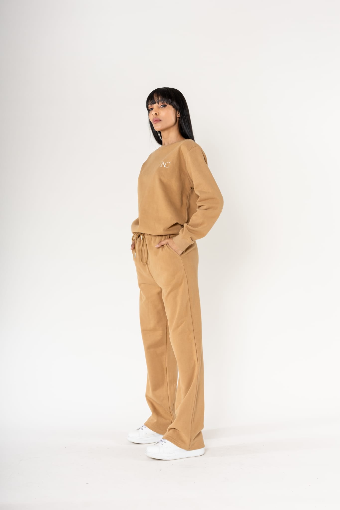 Nina Carter | Dames | Huispak - Jogging pak | rechte pijpen | 2 delig |Camel