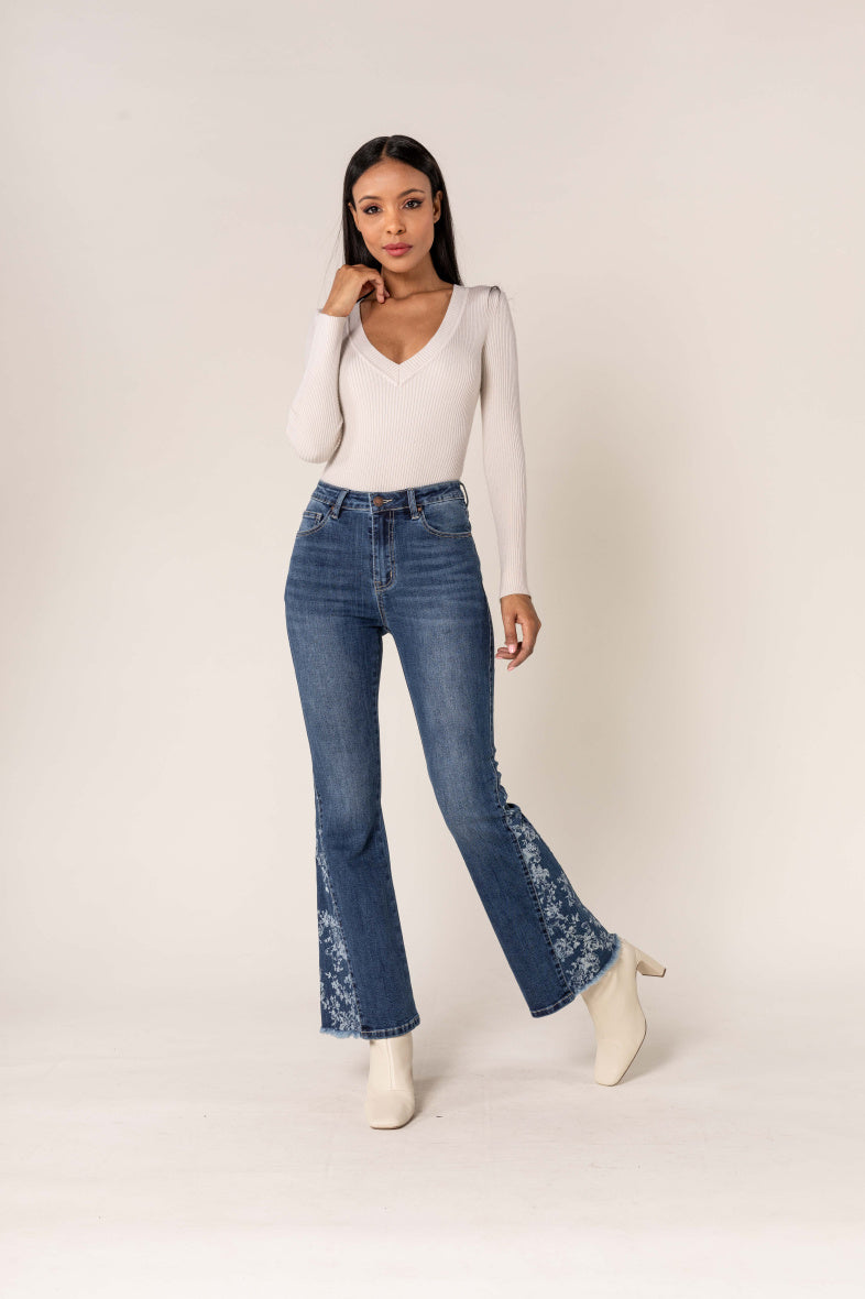 Nina Carter | Dames | Bootcut Flared jeans | Dare to be different | Denim blue