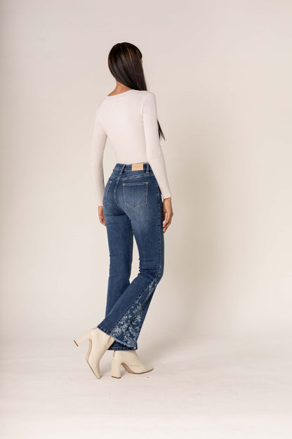 Nina Carter | Dames | Bootcut Flared jeans | Dare to be different | Denim blue