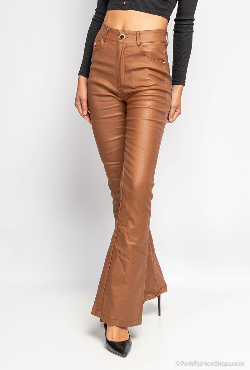 Girl Vivi | Dames | Coated Leren - Flared pants | Camel