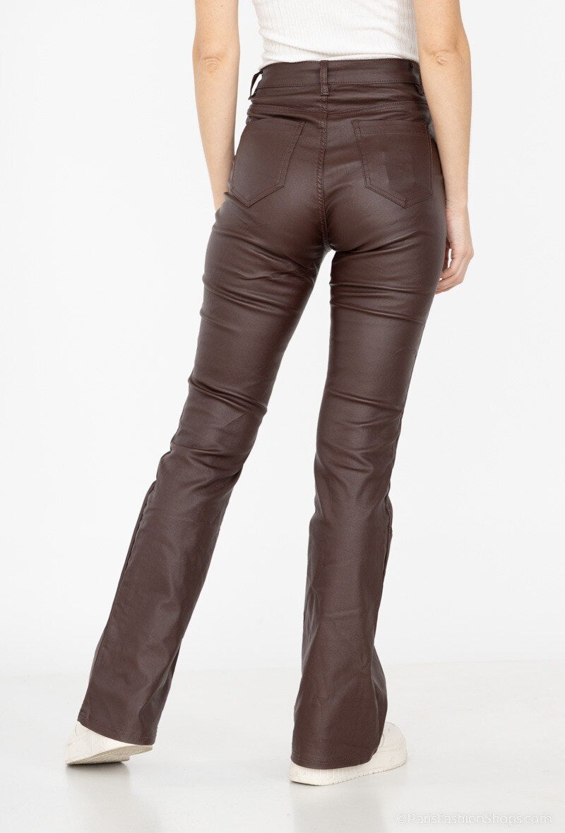 Girl Vivi | Dames | Coated Leren - Flared pants | Chocolade